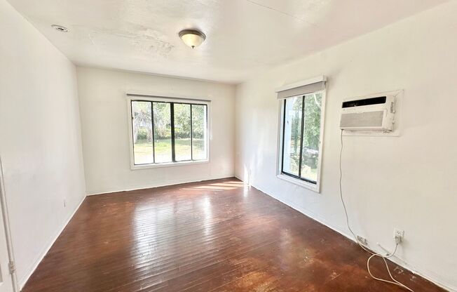 Cozy 3 Bedroom 2 Bathroom single family home in the heart of North Miami!