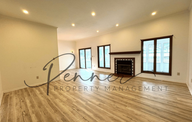 625 SAINT ANDREWS CIR