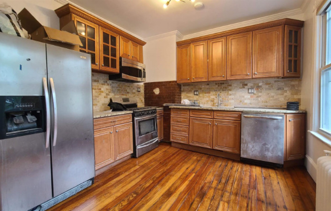 476 Gregory Ave