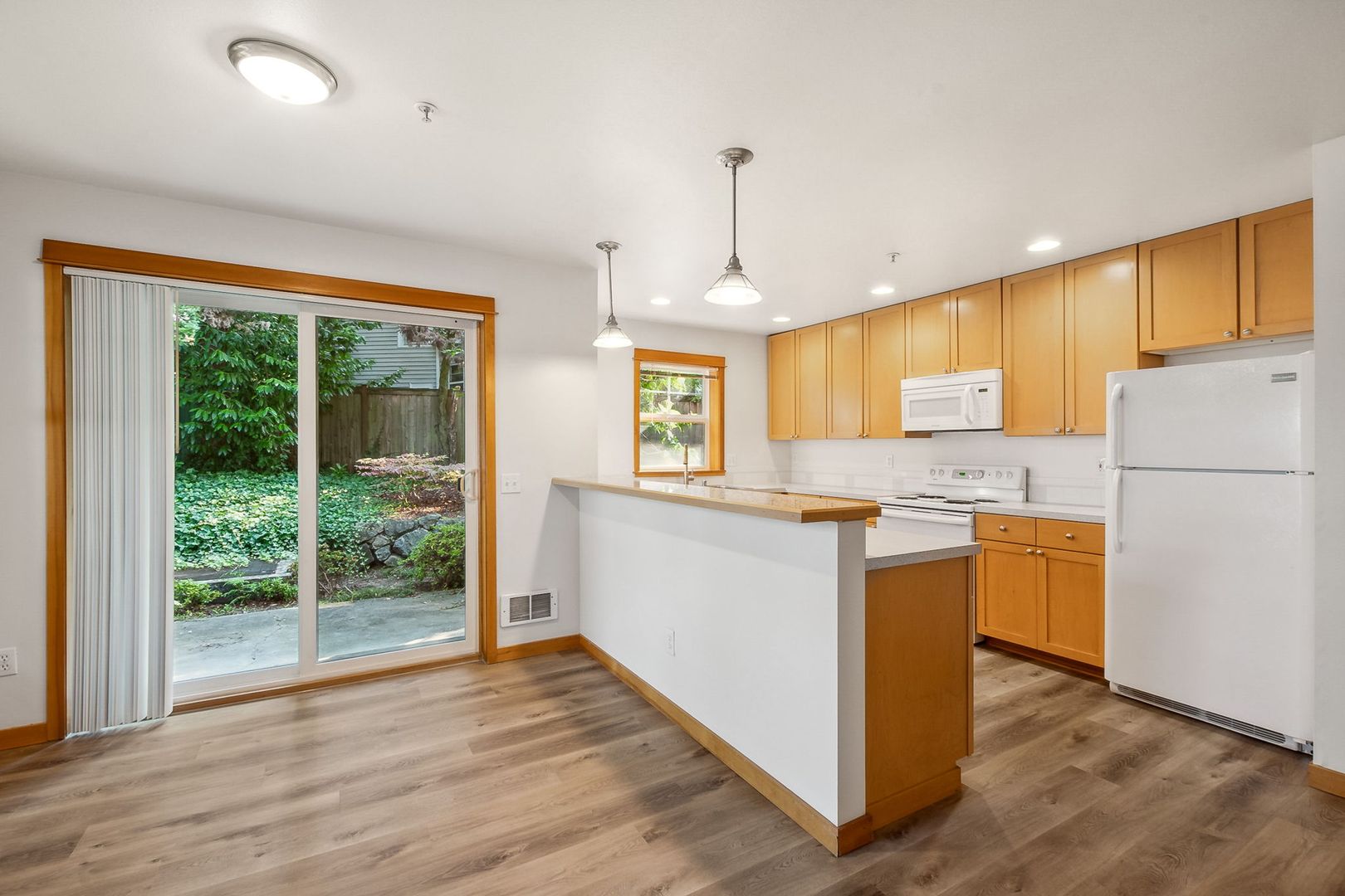 2-Bedroom Apartment for Rent at North Admiral Court - West Seattle