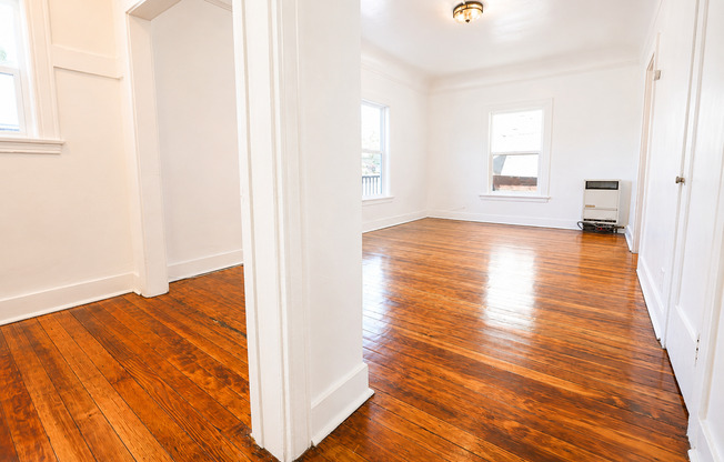Studio, 1 bath, 450 sqft, $1,395, Unit Unit 101