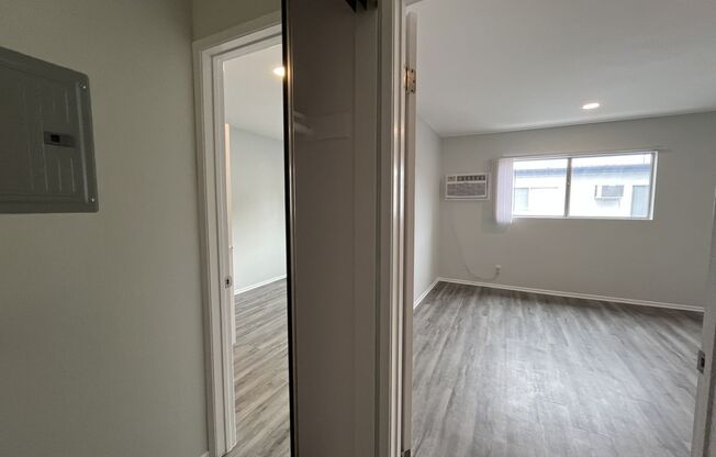 1 bed, 1 bath, 600 sqft, $2,048, Unit 301