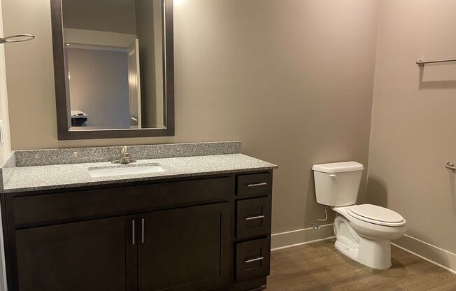 1 bed, 1 bath, 798 sqft, $875, Unit 312