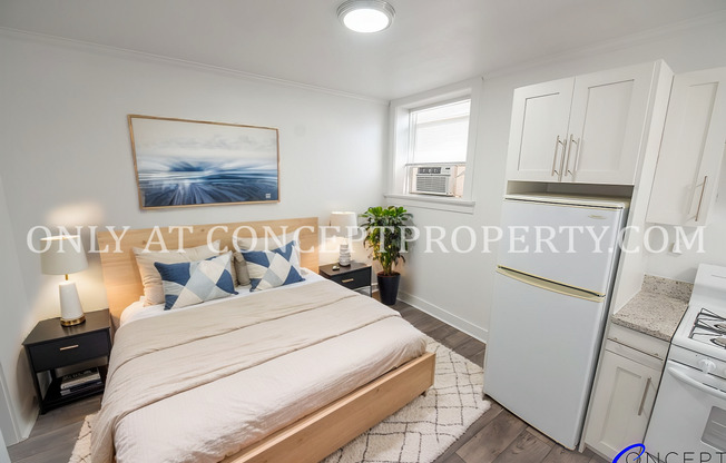 Studio, 1 bath, 200 sqft, $799, Unit 07 Studio-R