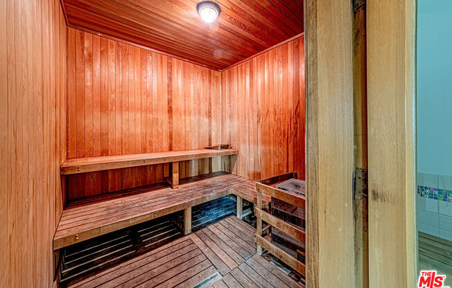 1 bed, 2 baths, 1,130 sqft, $2,700, Unit 313