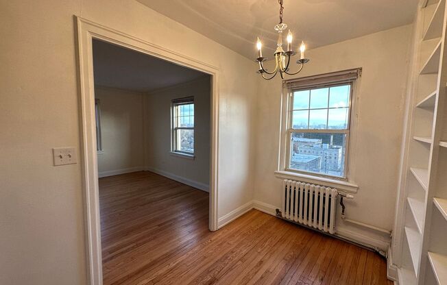 1 bed, 1 bath, 617 sqft, $1,850, Unit Wellington 902