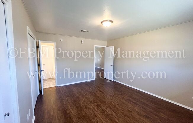 2 beds, 1.5 baths, 840 sqft, $1,025, Unit A