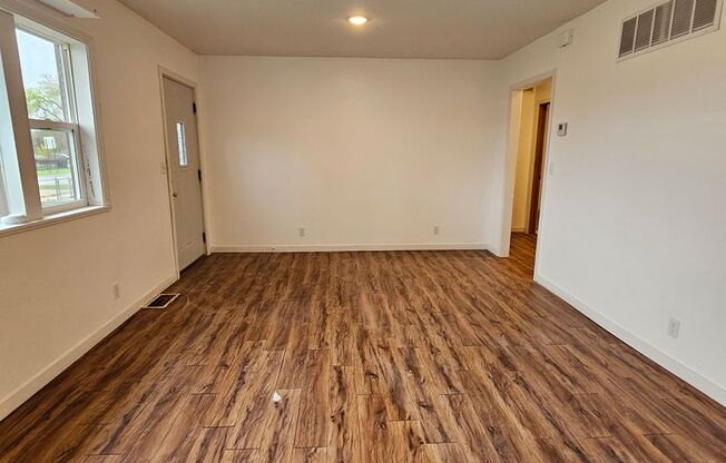 4 BED | 1 BATH | HOME | NORTH RAPID