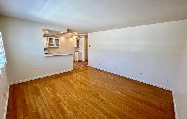 Updated 1B 1BA Condo in Pacific Beach!