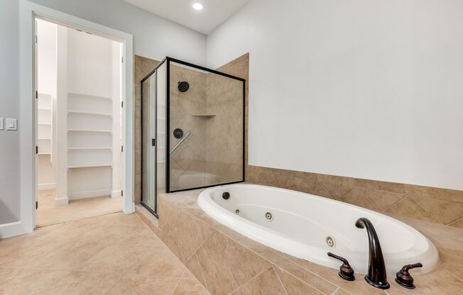 2 beds, 2.5 baths, $2,899, Unit #402