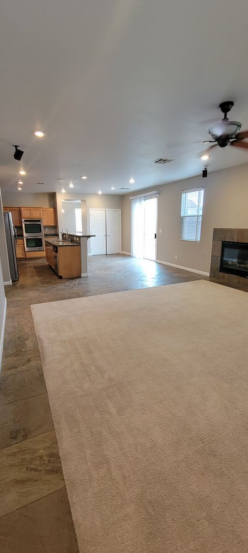 5BDR/ 4BTH Lone Mountain Home Available For Rent