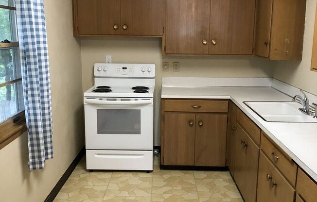 1 Bedroom North Side Iowa City