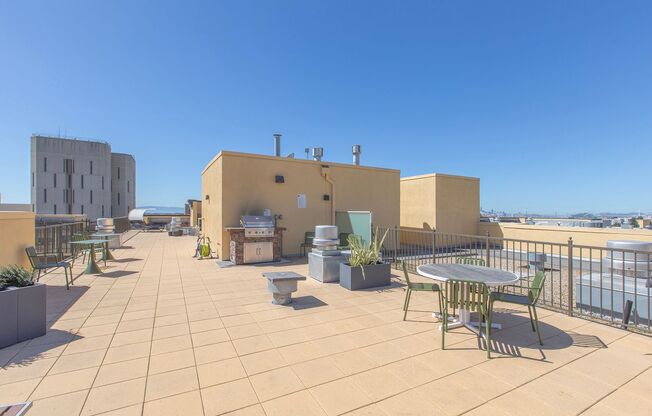 2 beds, 2 baths, $2,995, Unit #513