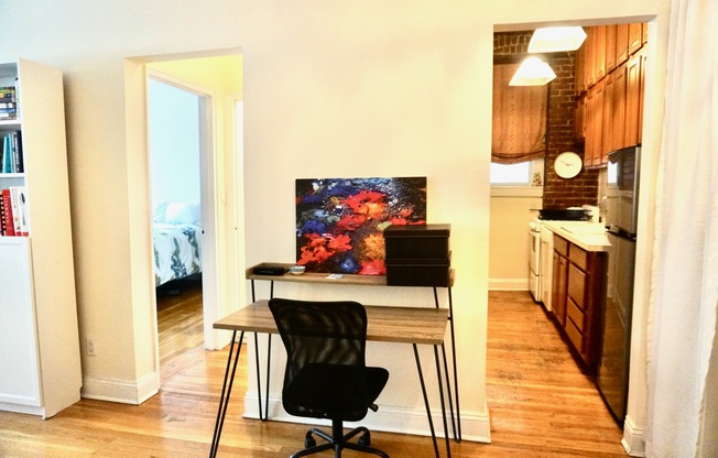 30 E 95 ST