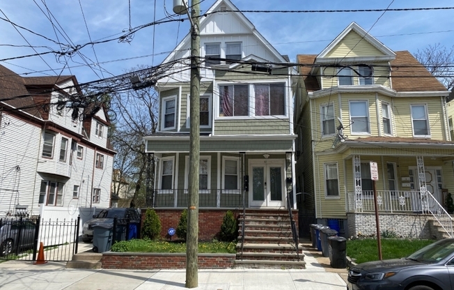 48 Hazelwood Ave