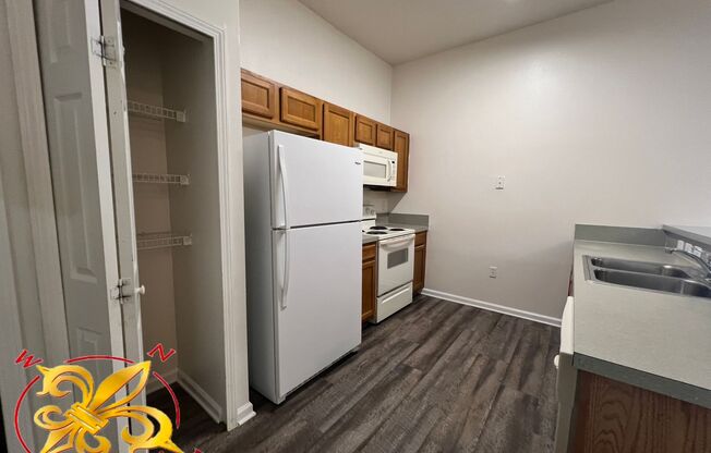 2 beds, 2 baths, $1,350