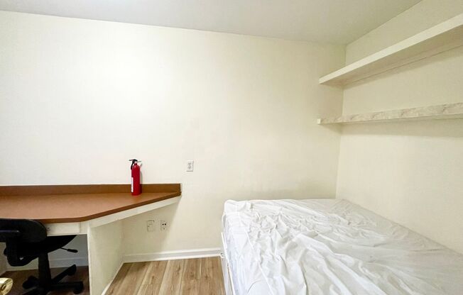 Townhouse located near corner of Gervais and Barnwell Streets. Walk to USC!