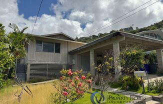 Palolo - 4 Bedroom 2 Bath House - Available Now!