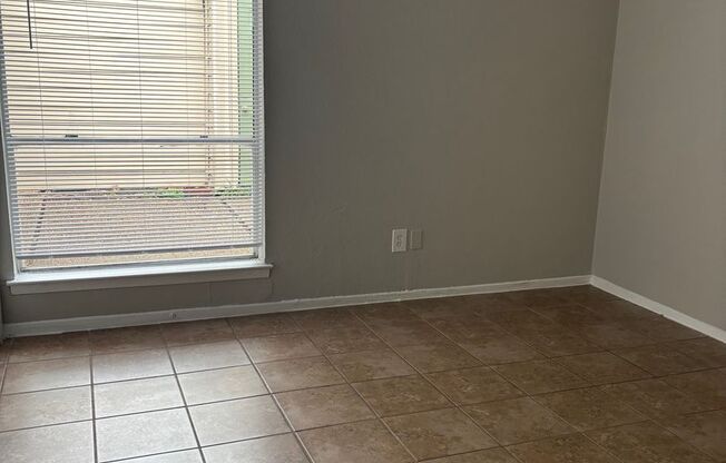 1 bed, 1 bath, 770 sqft, $1,435, Unit 4-2418-A