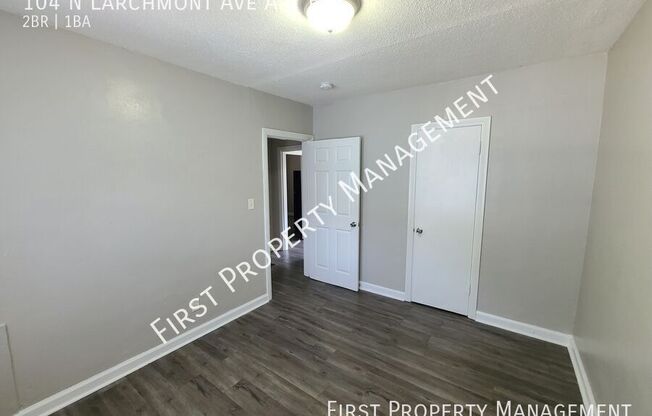104 N LARCHMONT AVE