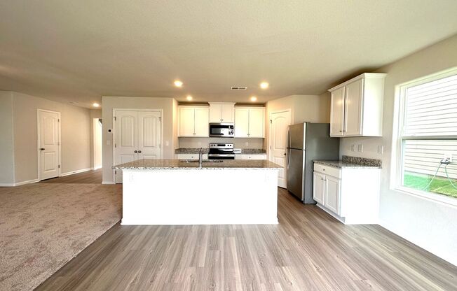 Beautiful 4BR/2.5BA Home in Charlotte!