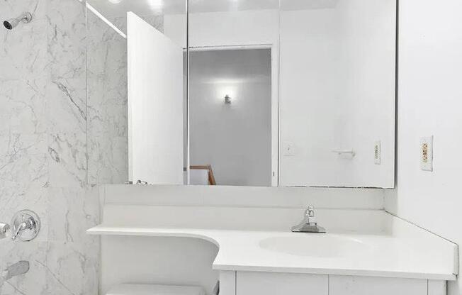 445 5 AVE