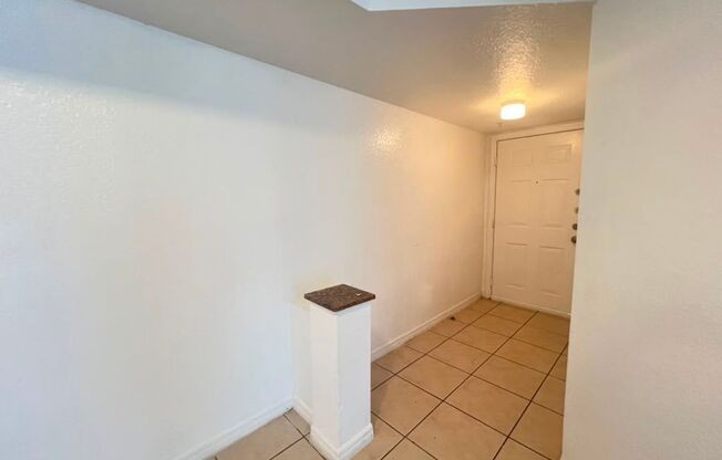 3 beds, 2 baths, 1,079 sqft, $2,600, Unit 13800-206