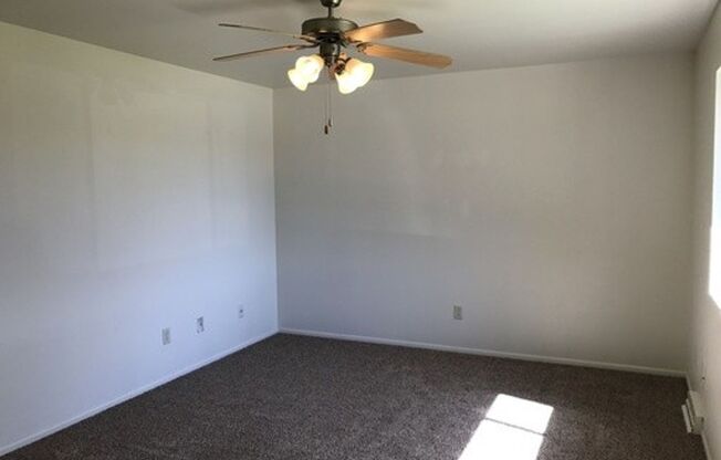 2 Bedroom | 1 Bathroom Available for Rent!