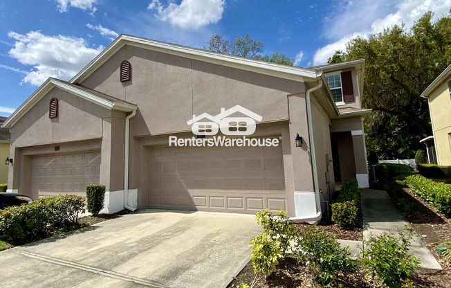 1452 SCARLET OAK LOOP