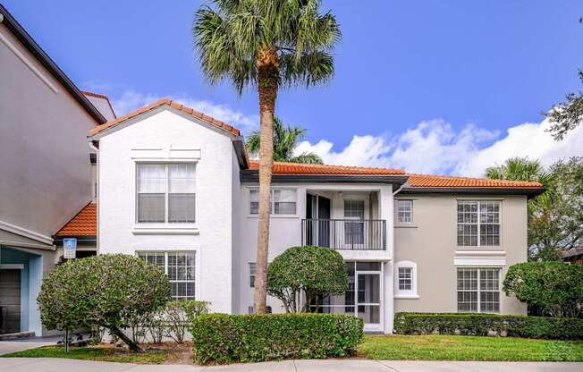 exterior view of Sophia at Abacoa luxury apartments in Jupiter, FL