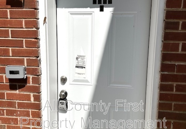 2369 B WHITES ML RD