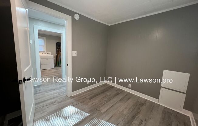 2 beds, 1 bath, $1,195