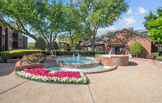 Preston Bend Apartment Homes | Dallas, TX