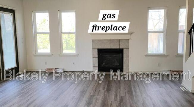 11298 W STALLION LN
