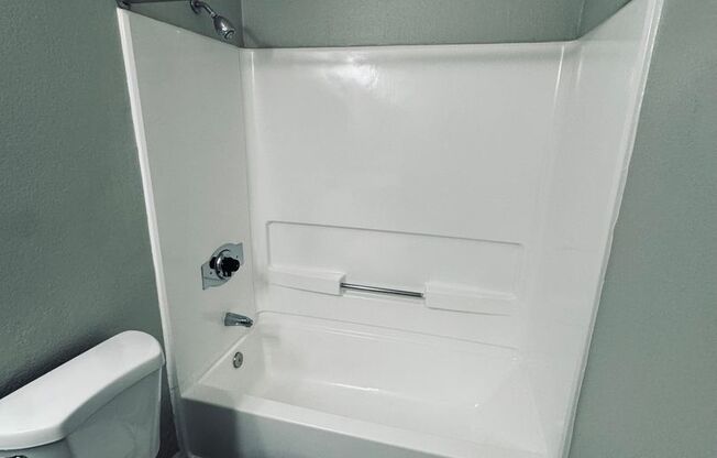 1 bed, 1 bath, 640 sqft, $2,395, Unit 236