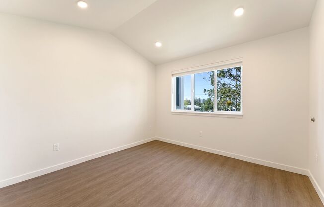 1 bed, 1 bath, 687 sqft, $1,750, Unit 61580 - 106
