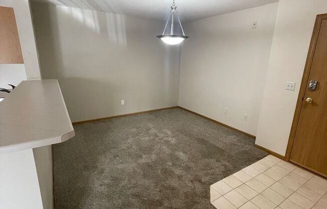 2 beds, 1 bath, 1,116 sqft, $1,220, Unit 1101