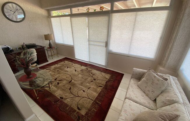 Wonderful 2 bed/2 bath home located in Summerlin