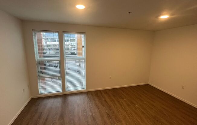 Studio, 1 bath, 176 sqft, $1,425, Unit 3316