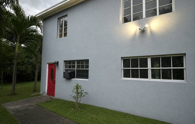1124 NORTHWEST 112 TERRACE