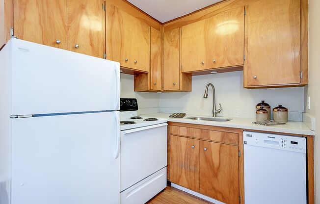 WAY Waytcliff Apartments