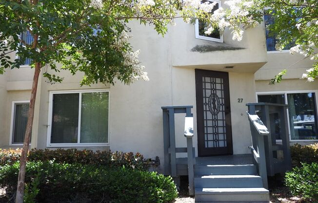 Lovely 2 bedroom townhouse