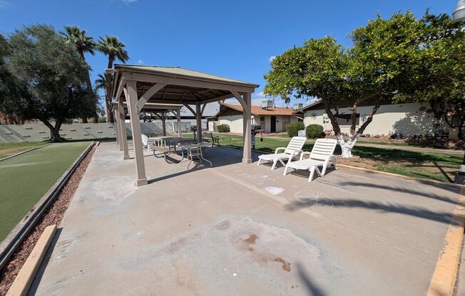 2 beds, 1 bath, $1,550, Unit Unit 303A
