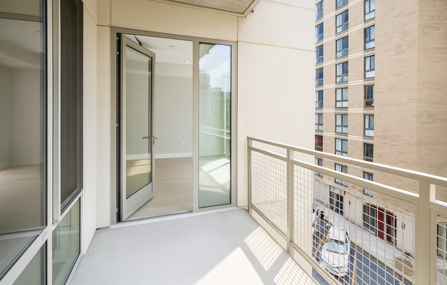 1 bed, 1 bath, 572 sqft, $2,995, Unit 406