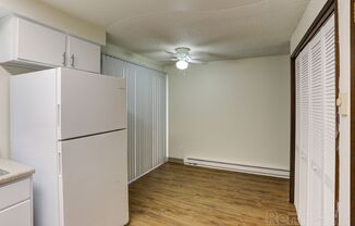 2 beds, 1.5 baths, 955 sqft, $1,600, Unit MV-18