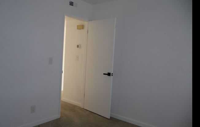 2 beds, 2 baths, $2,495, Unit # 18
