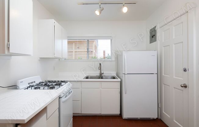 *OPEN HOUSE: 6/21 9:30-10:30AM* 1BR Between Balboa Park and Little Italy