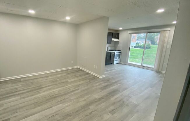 1 bed, 1 bath, 600 sqft, $1,499, Unit D - 14