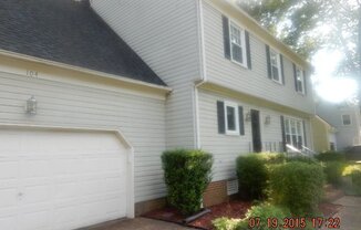 4 beds, 2.5 baths, $2,500