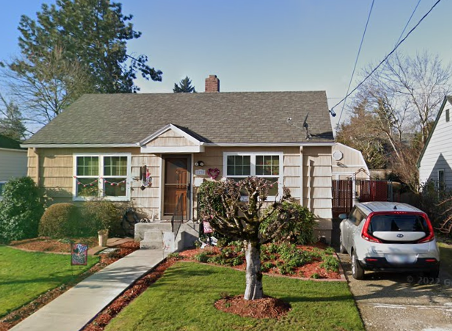 Classic 2 Bed 1 Bath Home with Contemporary Renovations!